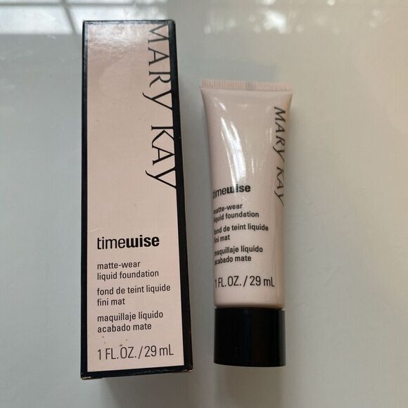Mary Kay TimeWise Matte-Wear Liquid Foundation Ivory 4 Combination To Oily Skin - Picture 1 of 4
